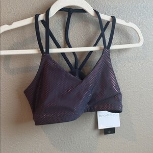 NWT Beyond Yoga Foil dot shine sports bra sized medium